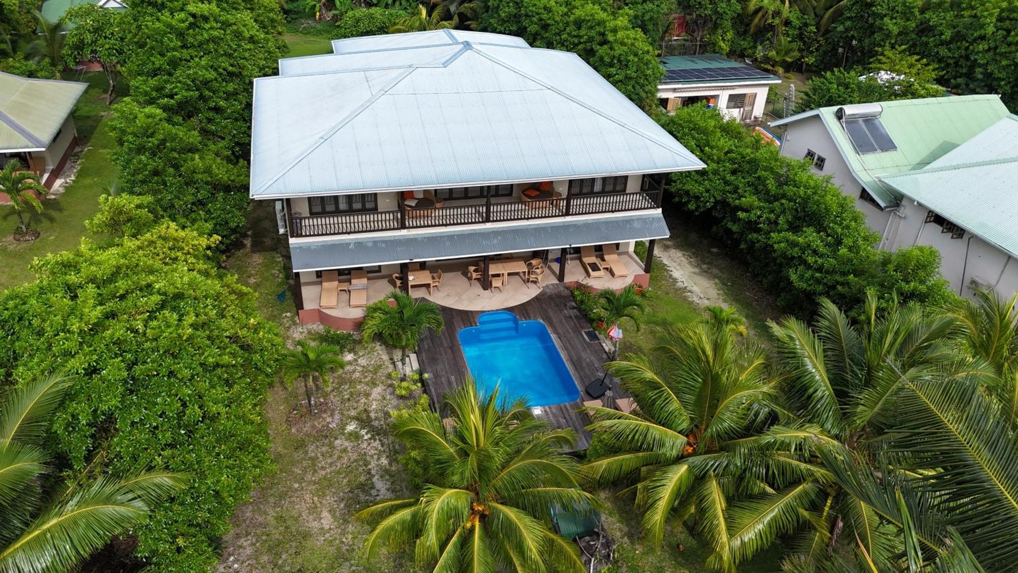 Surf Tropical Villa Seascape セール島 エクステリア 写真